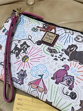 Disney Dooney & Bourke Cats Sketch Wristlet Clutch Wallet Bag